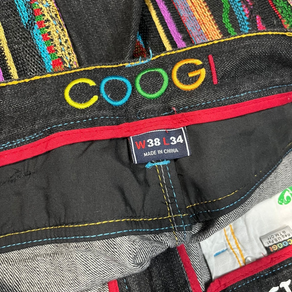 Coogi Mens 38x32 Graphic Sweater Embroidered Jeans Dark Wash Denim Multi Color - Picture 5 of 7
